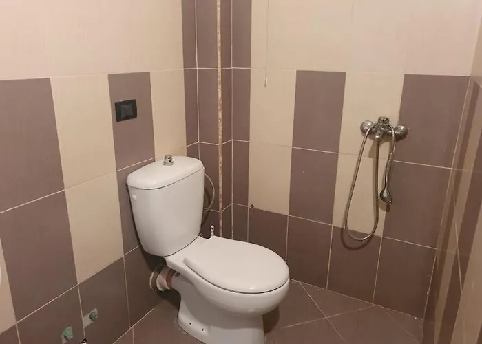 公寓 2 Bedroom 15 Min By Bus To Center *
